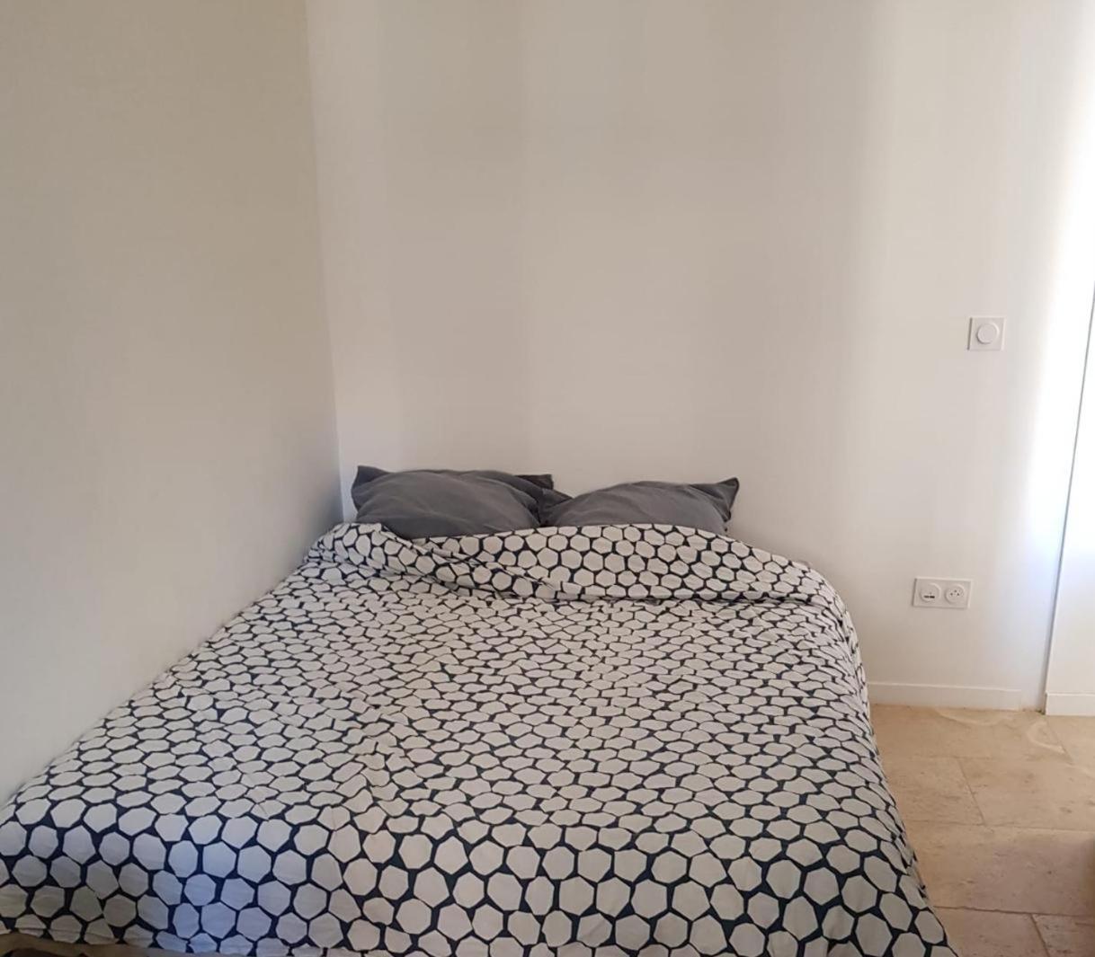 Central And Comfortable Studio, Near Train Station Marsiglia Esterno foto